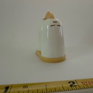 Vintage Art Deco Mini-Salt & Pepper Shaker
